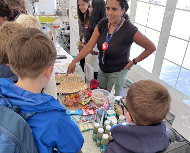 NORCE, Skoleelever besøkte forskningstorget i Bergen., 1726834646104, , 