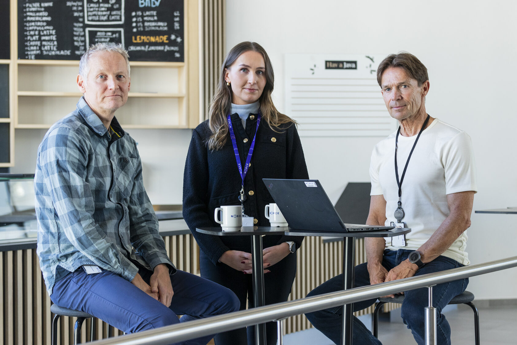 Andreas R. Graven, Digitaliseringen har gjort at nær halvparten av jobbene i Norge kan utføres hvor som helst, skriver Kåre Hansen (t.h) og hans medforfattere Emilie Tønnessen og Leif Jarle Gressgård i denne Innsikt-artikkelen., Leif jarle emilie kåre1 bredde web, , 