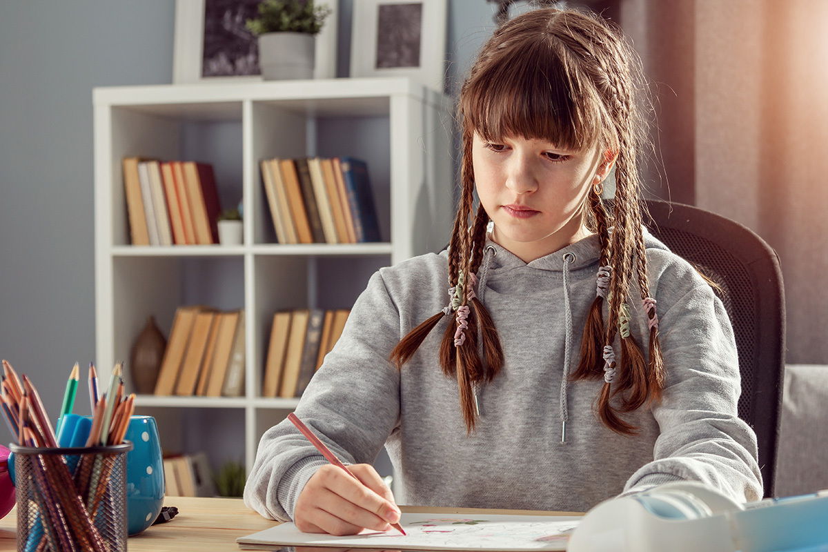 COLOURBOX44479240 1200