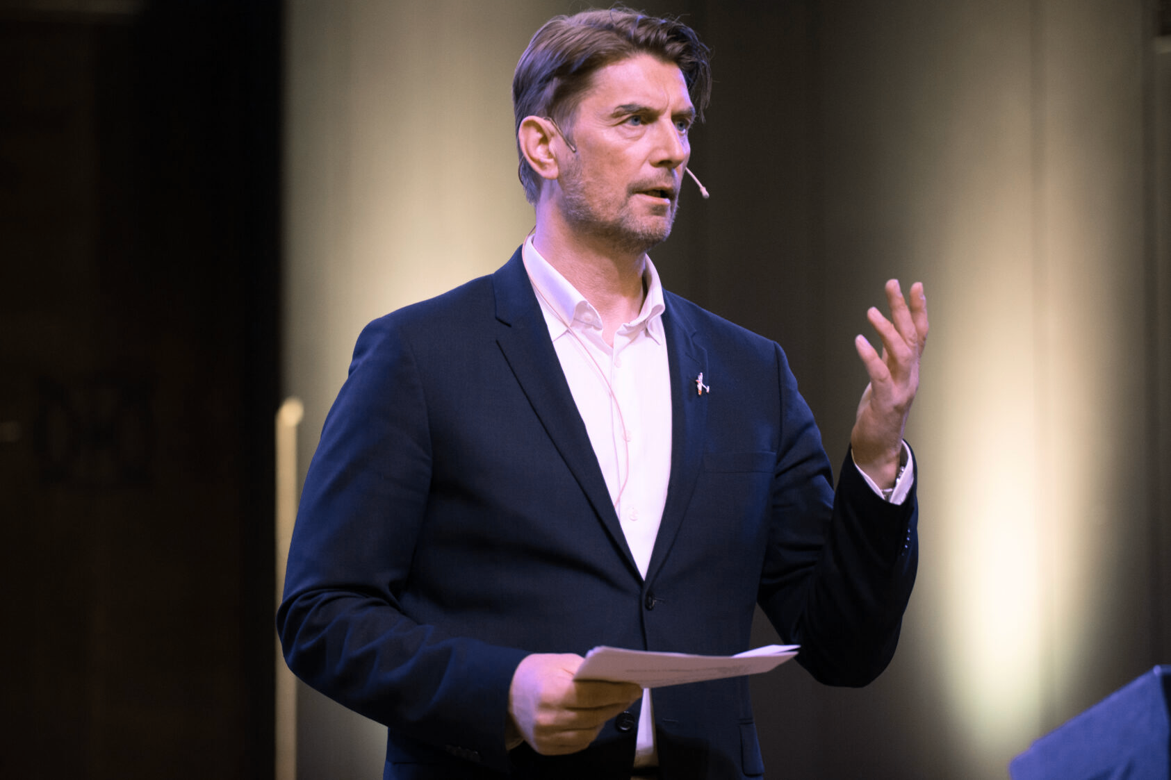 Thomas Hovmøller Ris, Hans Kleivdal innledet arrangementet., Hans1, , 