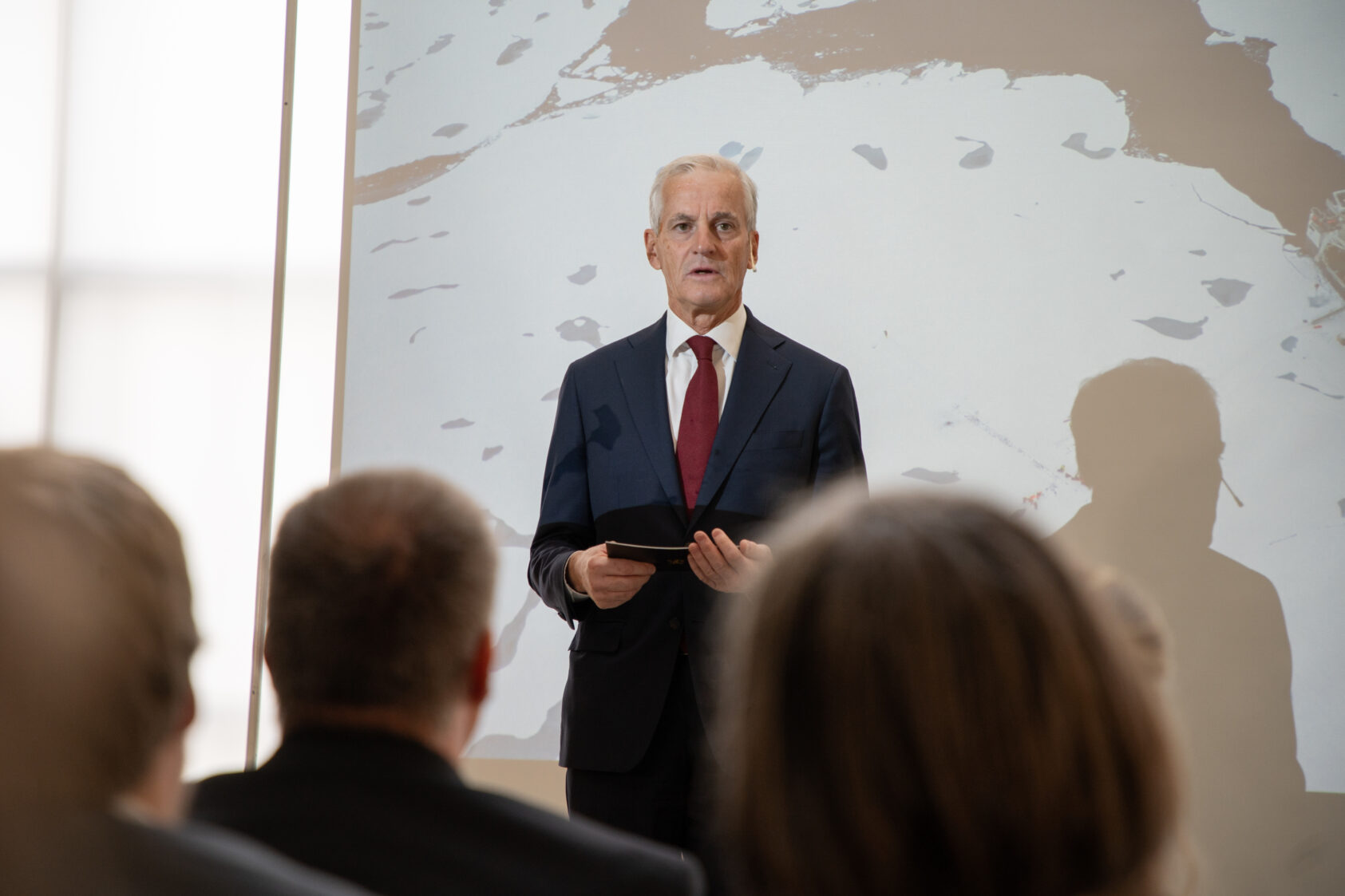Photo: Jorn Berger Nyvoll, Jonas Gahr Støre announces a billion Norwegian kroner for the project 'Arctic Ocean 2050' at a press conferance at UiT the Arctic University of Norway in Tromsø., Jonas Gahr Store UIT 29632 Foto Jorn Berger Nyvoll, , 