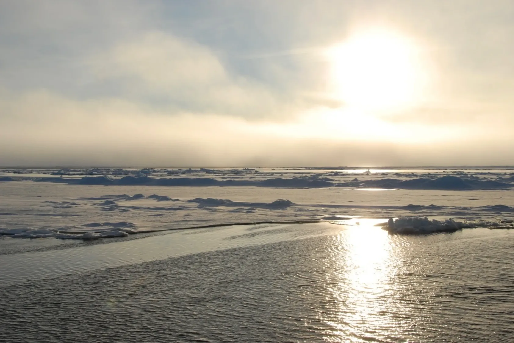Photo: Stijn De Schepper, Heading for the North Pole. Open leads over the Lomonosov Ridge this week., Nord Polen 2, , 