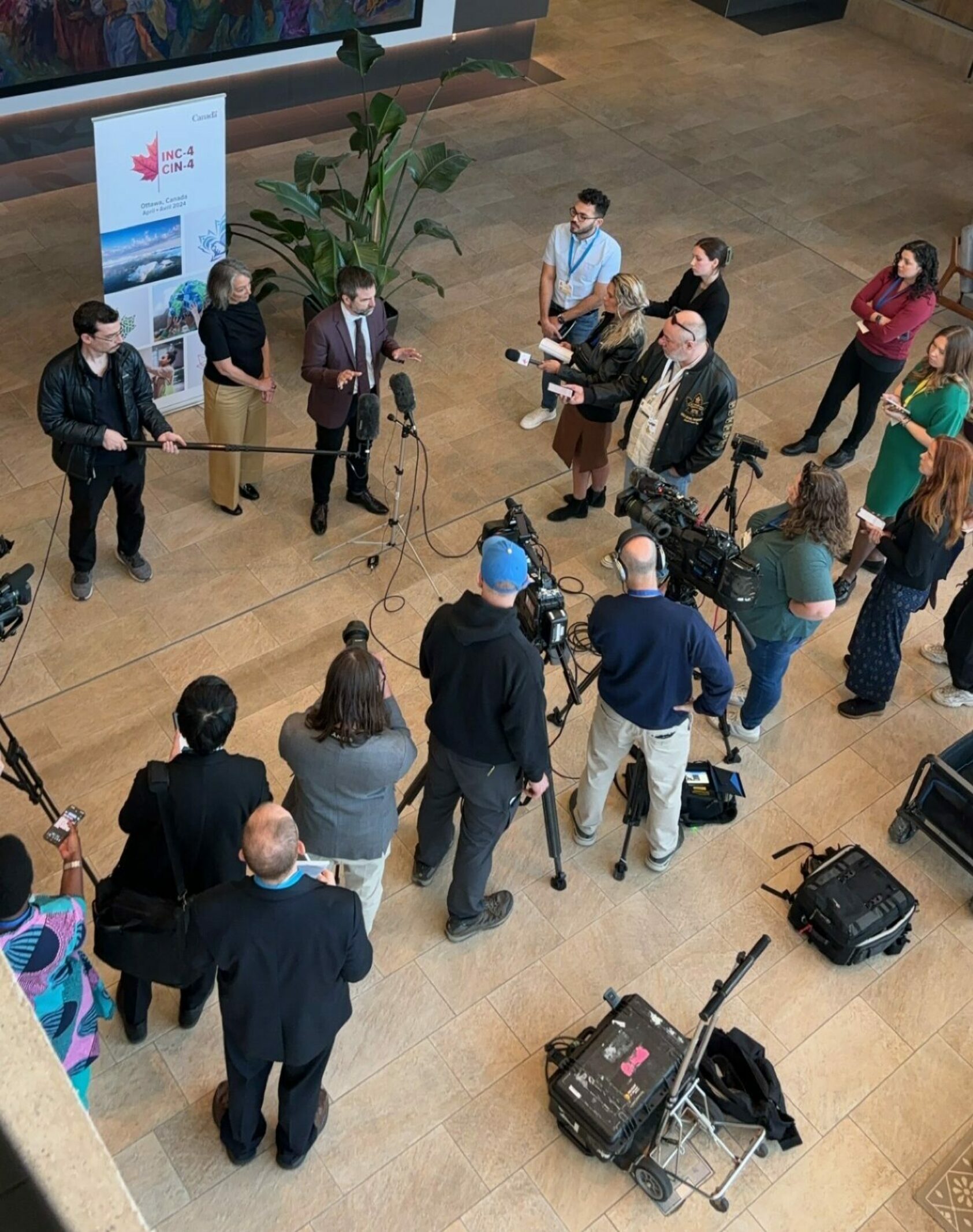 Lene Kristin Hansen, Press conference at INC-4, Inc4 5, , 