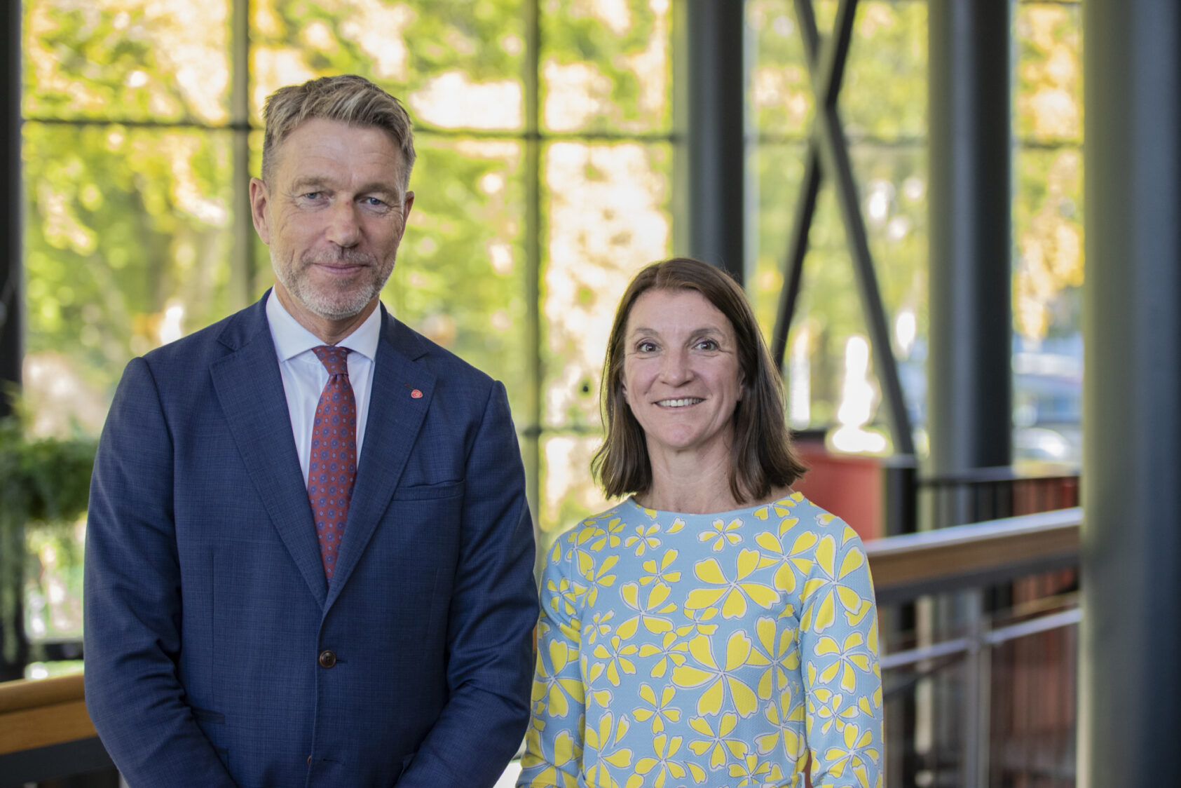 Rune Rolvsjord, NORCE., Olje- og energiminister, Terje Aasland og Sarah Gasda, leder for CSSR og forskningsleder i NORCE., CSSR Aasland Gasda foto Rune Rolvsjord NORCE, , 