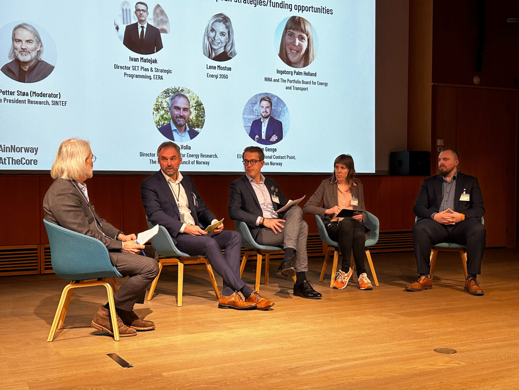 , Rune Volla, Director of the Department for Energy Research, The Research Council of Norway, Ivan Matejak, Director SET Plan & Strategic Programming, EERA, Ingeborg Palm Helland from the research institute NINA and The Portfolio Board for Energy and Transport participated in a panel led by Petter Støa, Vice President Research, SINTEF, IMG 3584, , Five people sitting on a stage.