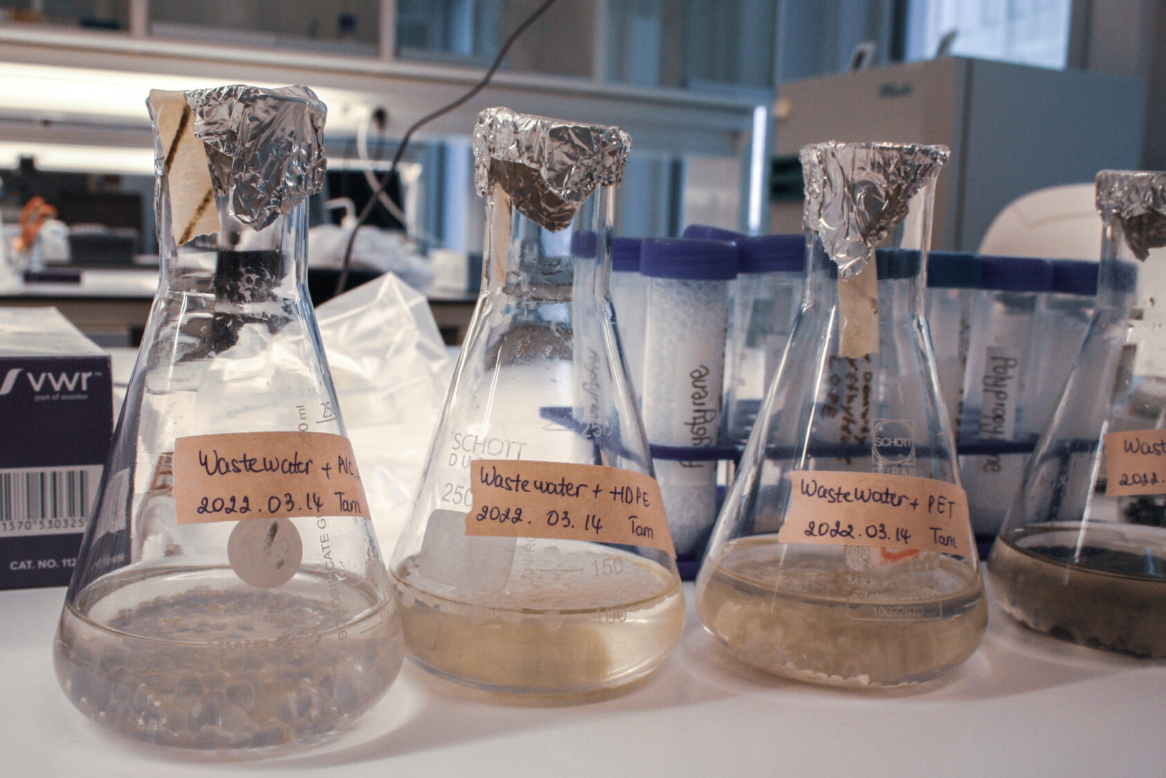 Katrine Jaklin, Samples from a wastewater treatment plant in Tromsø, Norway, Tromso 2272, <p>Photo: Katrine Jaklin, NORCE</p>, Laboratory glasses filled with samples